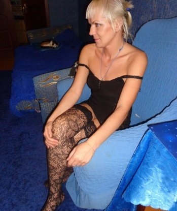 Нежная и ласковая красавица приглашает к себе в уютное гнездышко для отдыха и расслабления. Только я смогу понять и исполнить твои самые смелые желания! Уверен, тебе понравится! 11124, 32 года